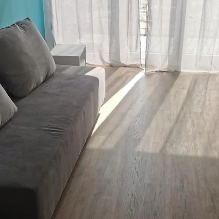 Nowy 1 Z 2 Pokoi W Mieszkaniu W Ursusie Alloggio in famiglia Varsavia